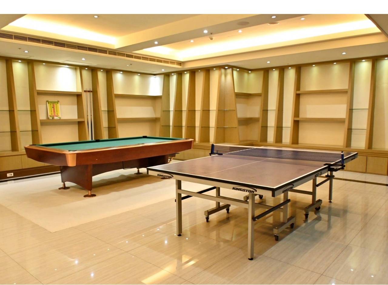 南投埔里住宿推薦｜承萬尊爵渡假酒店｜雲霧蒸騰山景環繞，豪華四人房一泊一食，埔里唯一星光池畔親子飯店入住心得！