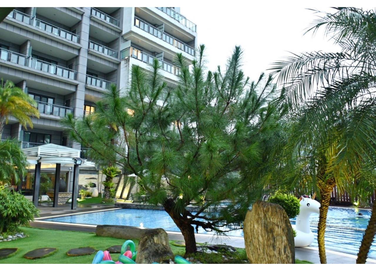 南投埔里住宿推薦｜承萬尊爵渡假酒店｜雲霧蒸騰山景環繞，豪華四人房一泊一食，埔里唯一星光池畔親子飯店入住心得！