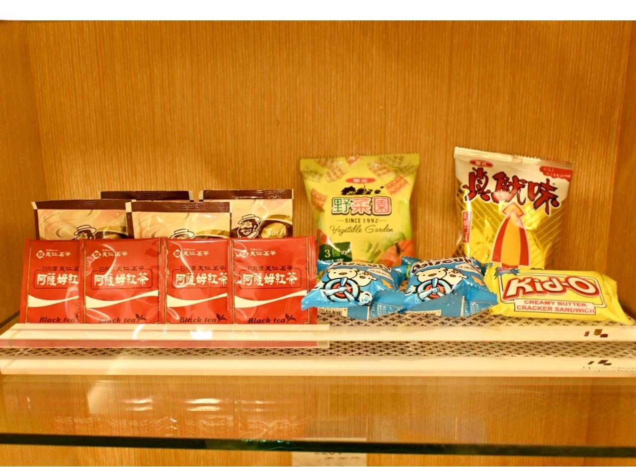 南投埔里住宿推薦｜承萬尊爵渡假酒店｜雲霧蒸騰山景環繞，豪華四人房一泊一食，埔里唯一星光池畔親子飯店入住心得！