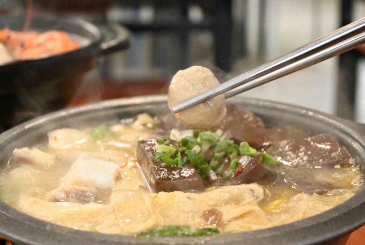 台中龍井區銅板美食推薦｜台北江麻辣臭豆腐專賣舖新光田中社店｜內用外帶皆可，自選湯底、豆腐鍋與經典火鍋料，暖心暖胃一試成主顧！