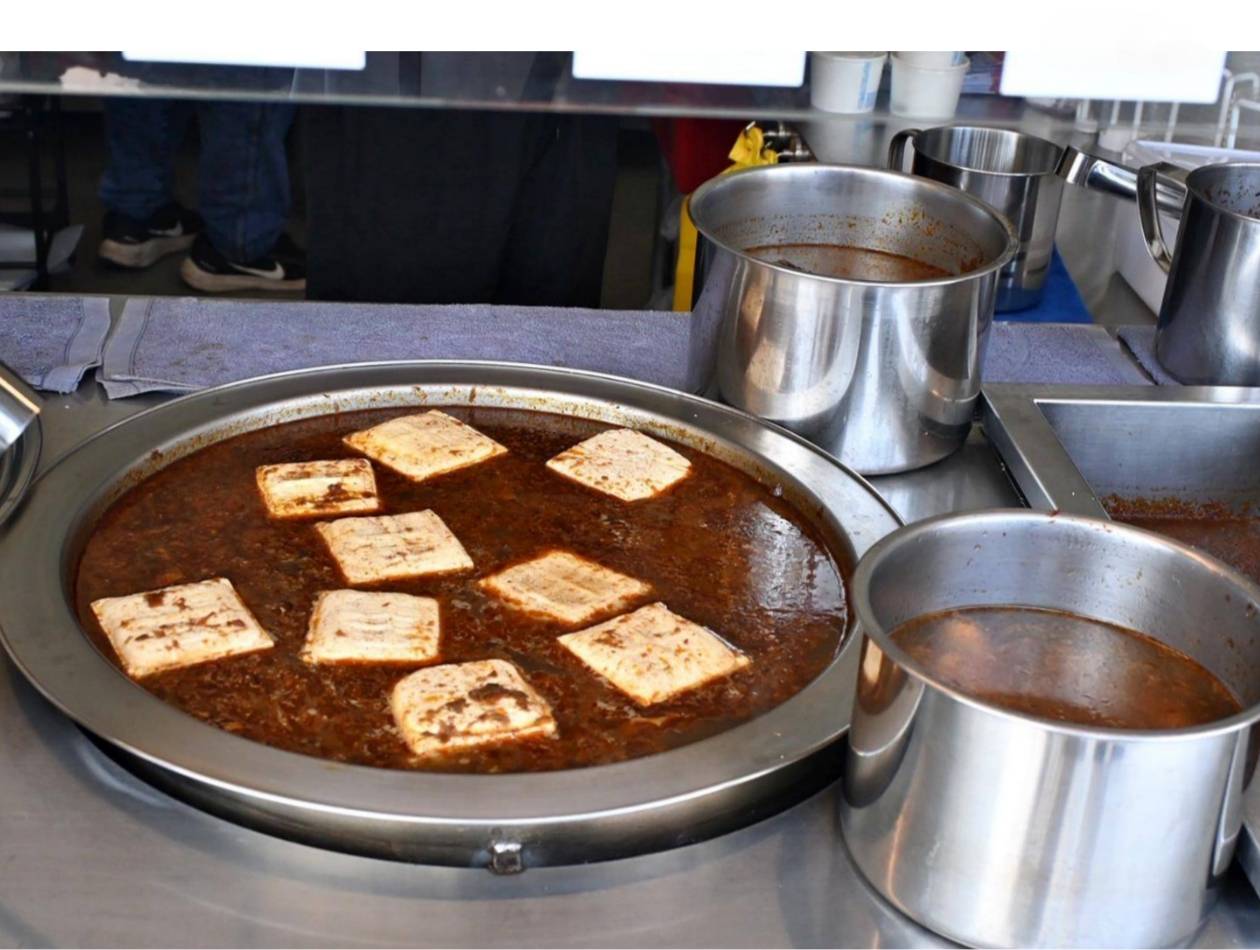 台中龍井區銅板美食推薦｜台北江麻辣臭豆腐專賣舖新光田中社店｜內用外帶皆可，自選湯底、豆腐鍋與經典火鍋料，暖心暖胃一試成主顧！