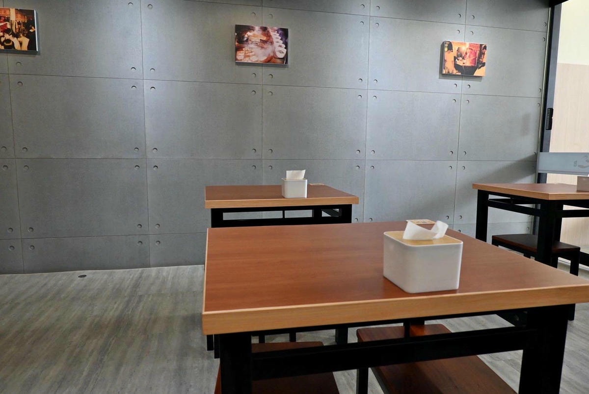 台中龍井區銅板美食推薦｜台北江麻辣臭豆腐專賣舖新光田中社店｜內用外帶皆可，自選湯底、豆腐鍋與經典火鍋料，暖心暖胃一試成主顧！