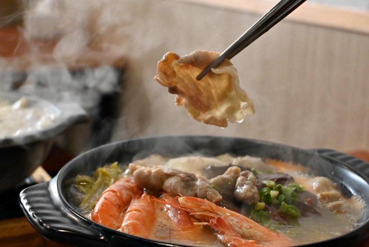 台中龍井區銅板美食推薦｜台北江麻辣臭豆腐專賣舖新光田中社店｜內用外帶皆可，自選湯底、豆腐鍋與經典火鍋料，暖心暖胃一試成主顧！