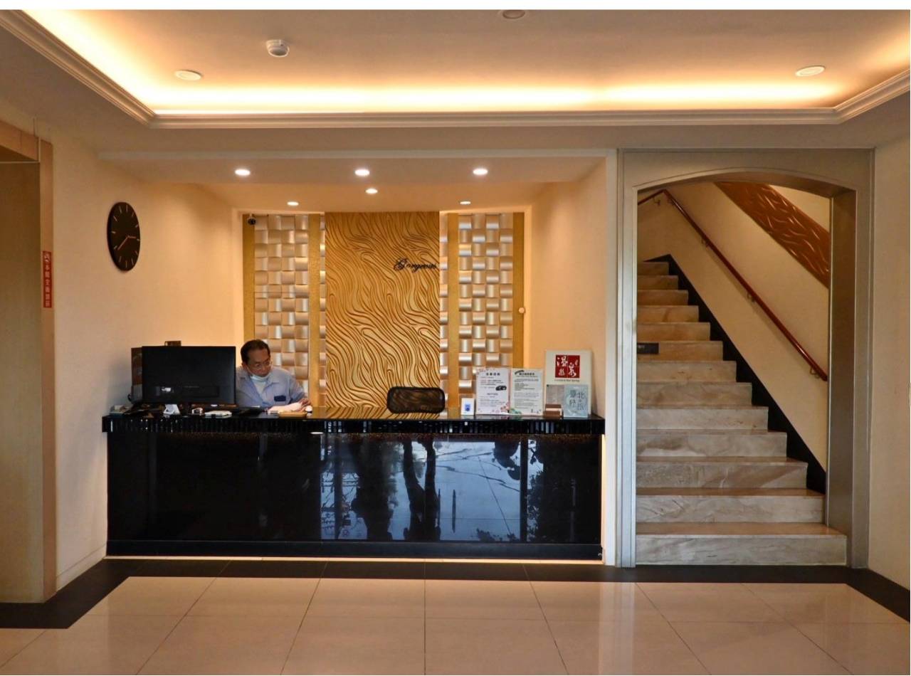 台北北投區溫泉會館推薦｜麗之湯溫泉會館｜白硫磺溫泉專屬浴池、獨立湯屋一泊一食，舒壓泡湯入住分享！