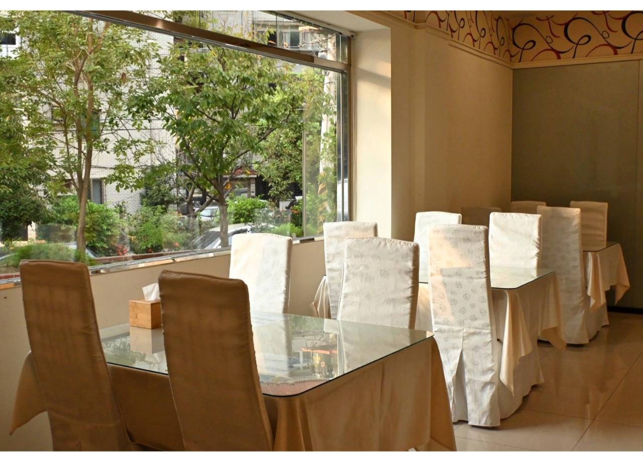 台北北投區溫泉會館推薦｜麗之湯溫泉會館｜白硫磺溫泉專屬浴池、獨立湯屋一泊一食，舒壓泡湯入住分享！