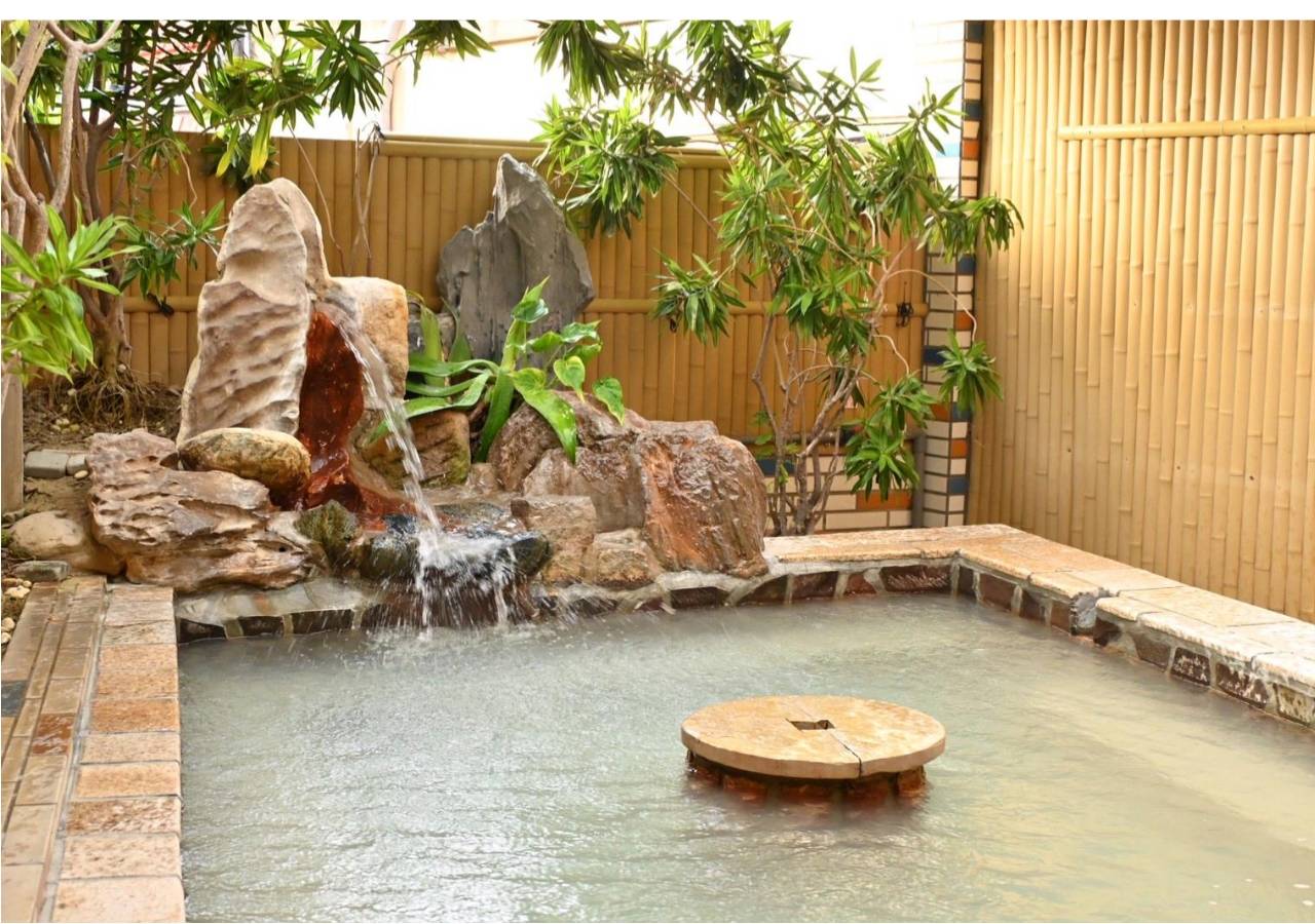 台北北投區溫泉會館推薦｜麗之湯溫泉會館｜白硫磺溫泉專屬浴池、獨立湯屋一泊一食，舒壓泡湯入住分享！