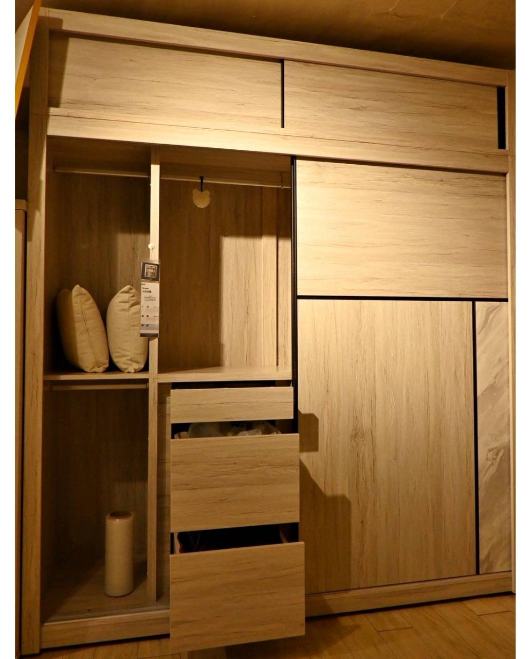 台北家具推薦|億家具批發倉庫中山店|平價台灣製直營家具,客製化沙發輕鬆打造質感居家! - 第99張圖 台北家具推薦|億家具批發倉庫中山店|平價台灣製直營家具,客製化沙發輕鬆打造質感居家!