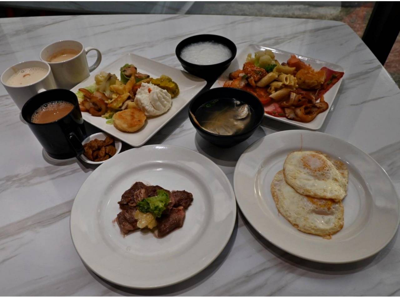 桃園住宿推薦｜IF商務汽旅(IF漫旅館)｜親子旅遊、情侶必住：開箱風格雙人車庫房型與豐盛自助早餐！