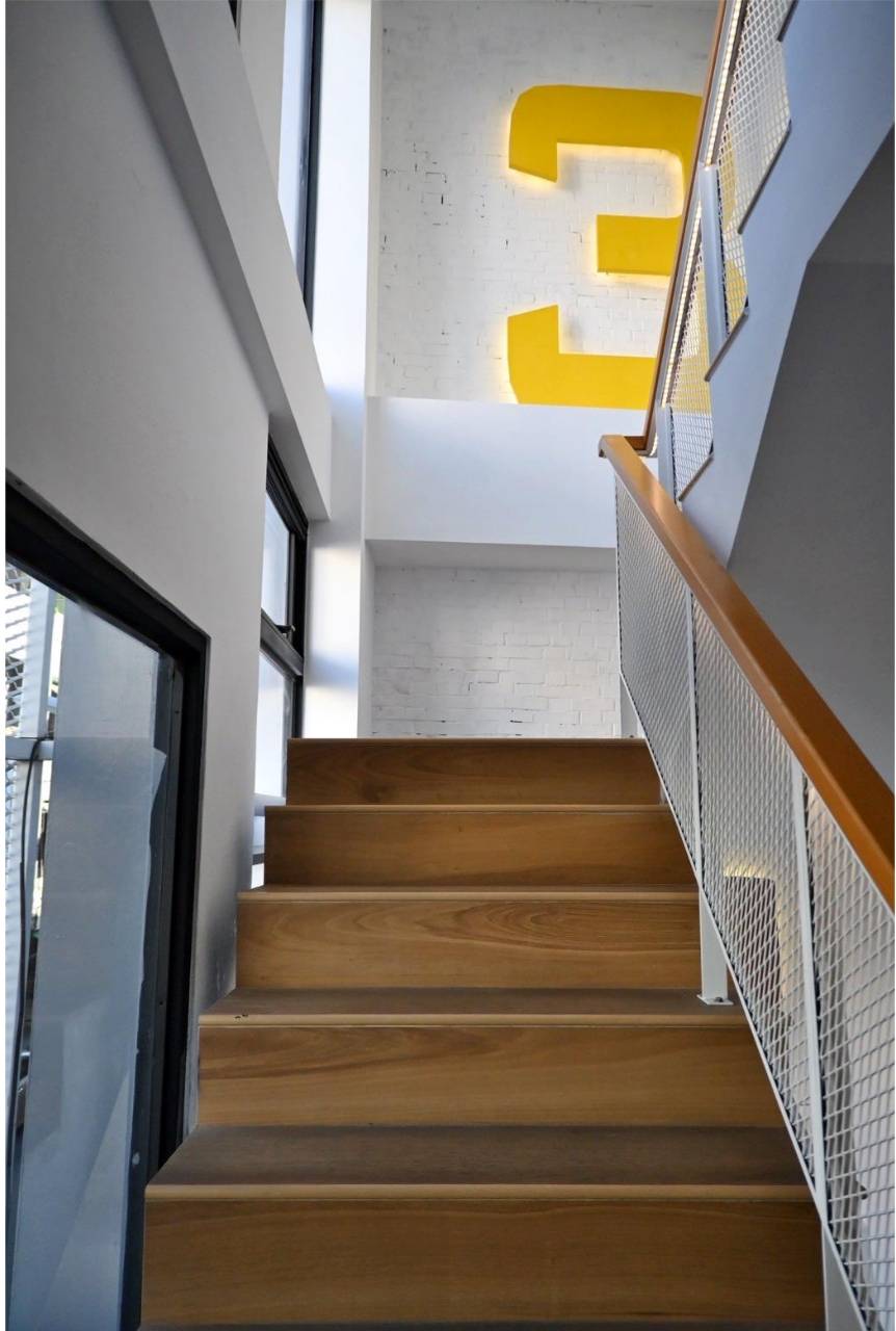 彰化市住宿推薦｜華宿行館｜鄰近彰化車站、商圈便利，彰化街區旅遊入住心得！