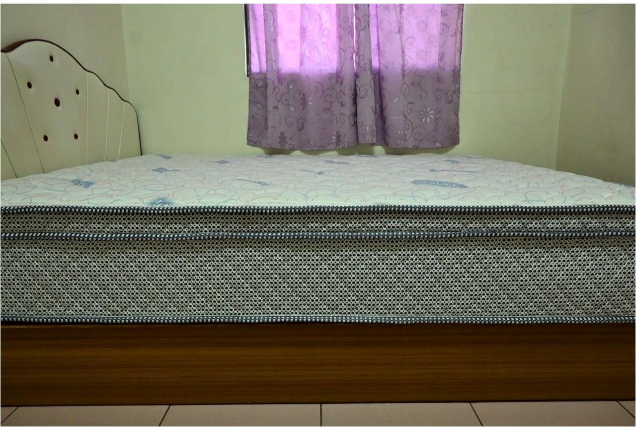 台灣床墊推薦｜富郁床墊直營工廠｜膠原蛋白表布×斯里蘭卡天然乳膠獨立筒床墊，營造優質睡眠開箱分享！