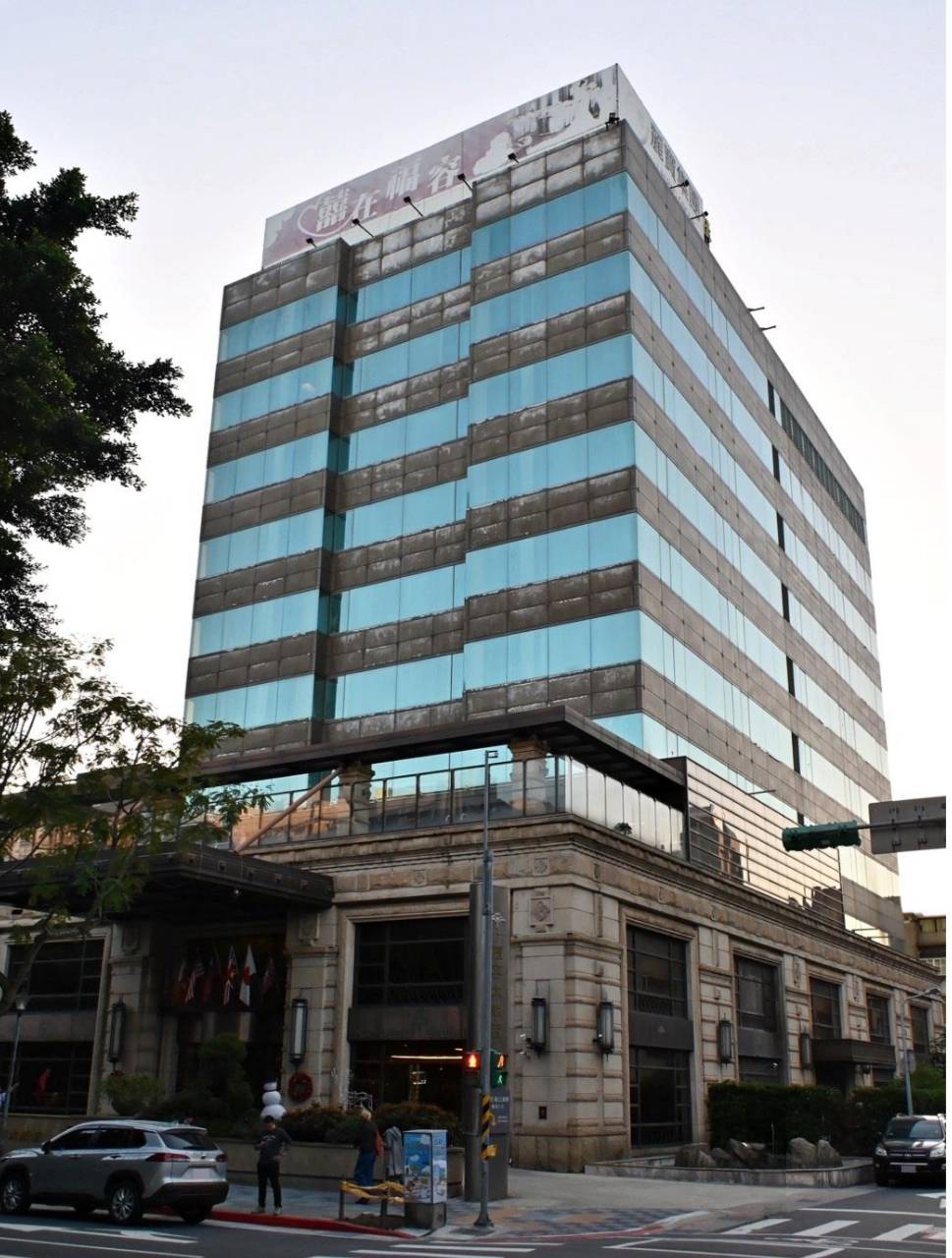 台北大安區住宿推薦|福容大飯店台北一館|台北市唯一天然溫泉湯池,星級料理與中西日式特色餐廳,全方位入住開箱! - 第6張圖 台北大安區住宿推薦|福容大飯店台北一館|台北市唯一天然溫泉湯池,星級料理與中西日式特色餐廳,全方位入住開箱!