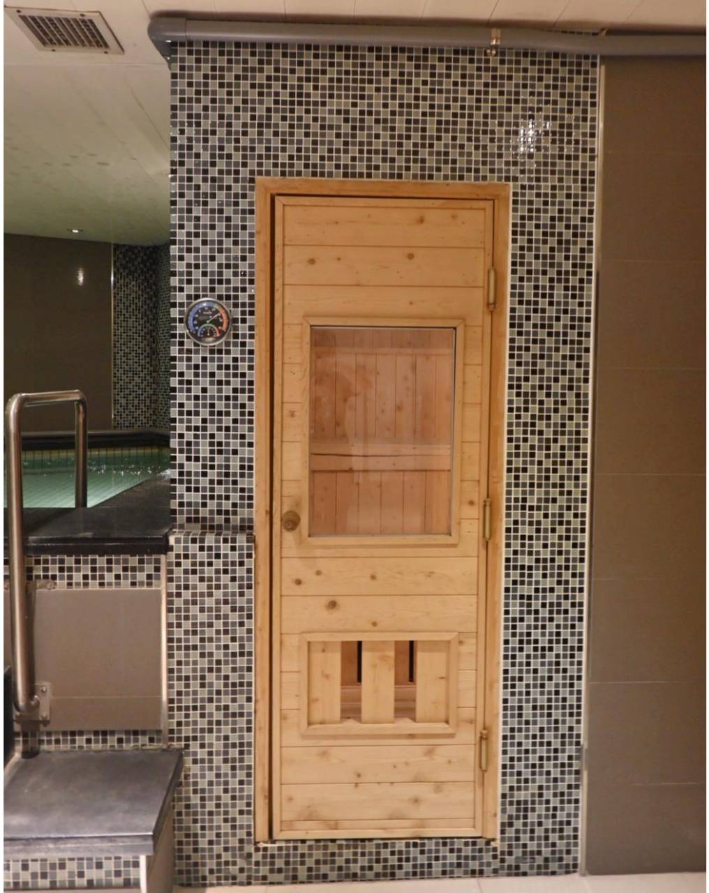 南投日月潭住宿｜力麗哲園飯店日潭館｜一覽湖景、品味星級料理與魚藻餐廳特色美食，開箱分享！