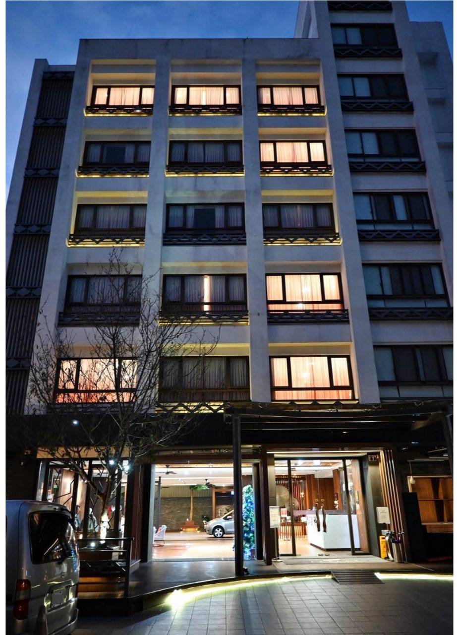 南投日月潭住宿｜力麗哲園飯店日潭館｜一覽湖景、品味星級料理與魚藻餐廳特色美食，開箱分享！