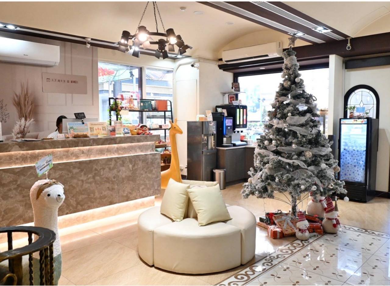 台中市西區住宿推薦|伊麗莎白酒店|比鄰廣三SOGO百貨,悠閒一隅免費咖啡飲品隨手暢飲,住宿開箱分享! - 第19張圖 台中市西區住宿推薦|伊麗莎白酒店|比鄰廣三SOGO百貨,悠閒一隅免費咖啡飲品隨手暢飲,住宿開箱分享!