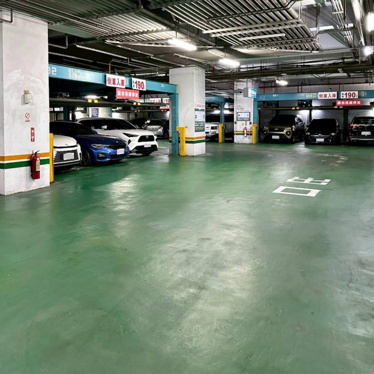 台中市西區住宿推薦|伊麗莎白酒店|比鄰廣三SOGO百貨,悠閒一隅免費咖啡飲品隨手暢飲,住宿開箱分享! - 第17張圖 台中市西區住宿推薦|伊麗莎白酒店|比鄰廣三SOGO百貨,悠閒一隅免費咖啡飲品隨手暢飲,住宿開箱分享!