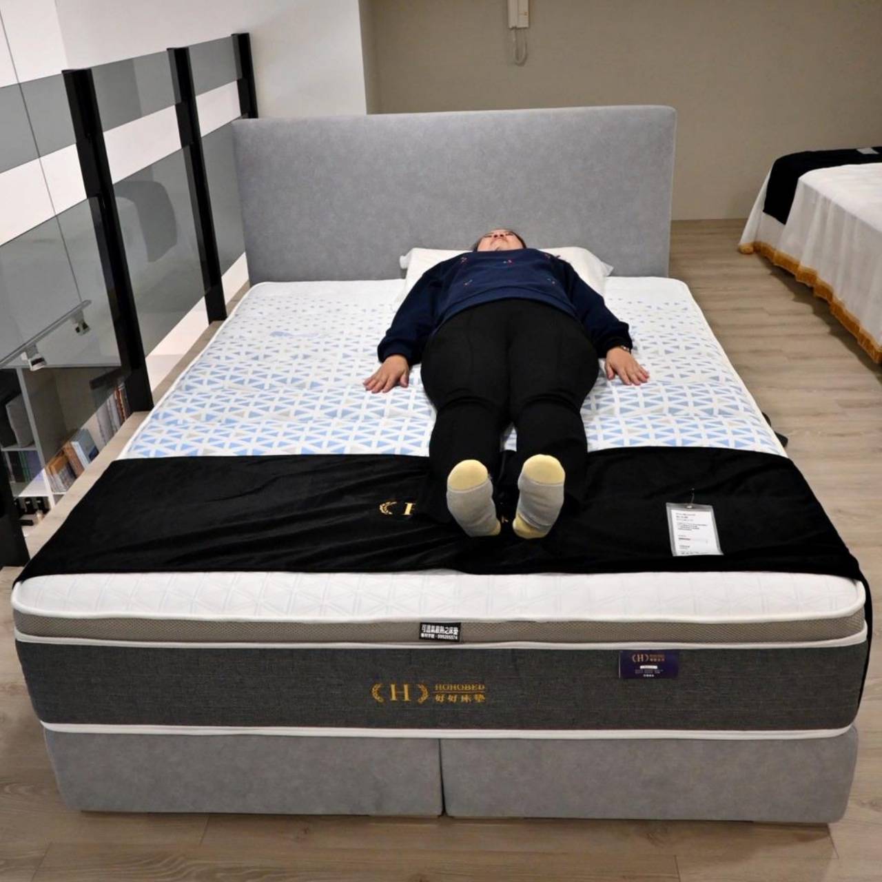 桃園沙發推薦：IJA愛加沙發桃園店，30年工匠打造台灣製造手工沙發，L型、一字型、貓抓布客製化沙發 10 年保固全解析