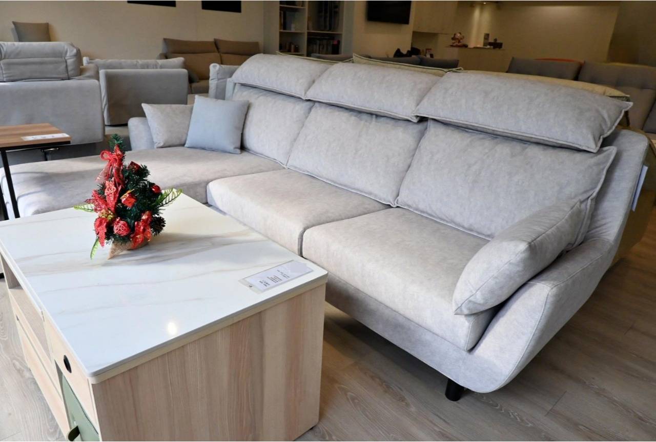 桃園沙發推薦：IJA愛加沙發桃園店，30年工匠打造台灣製造手工沙發，L型、一字型、貓抓布客製化沙發 10 年保固全解析