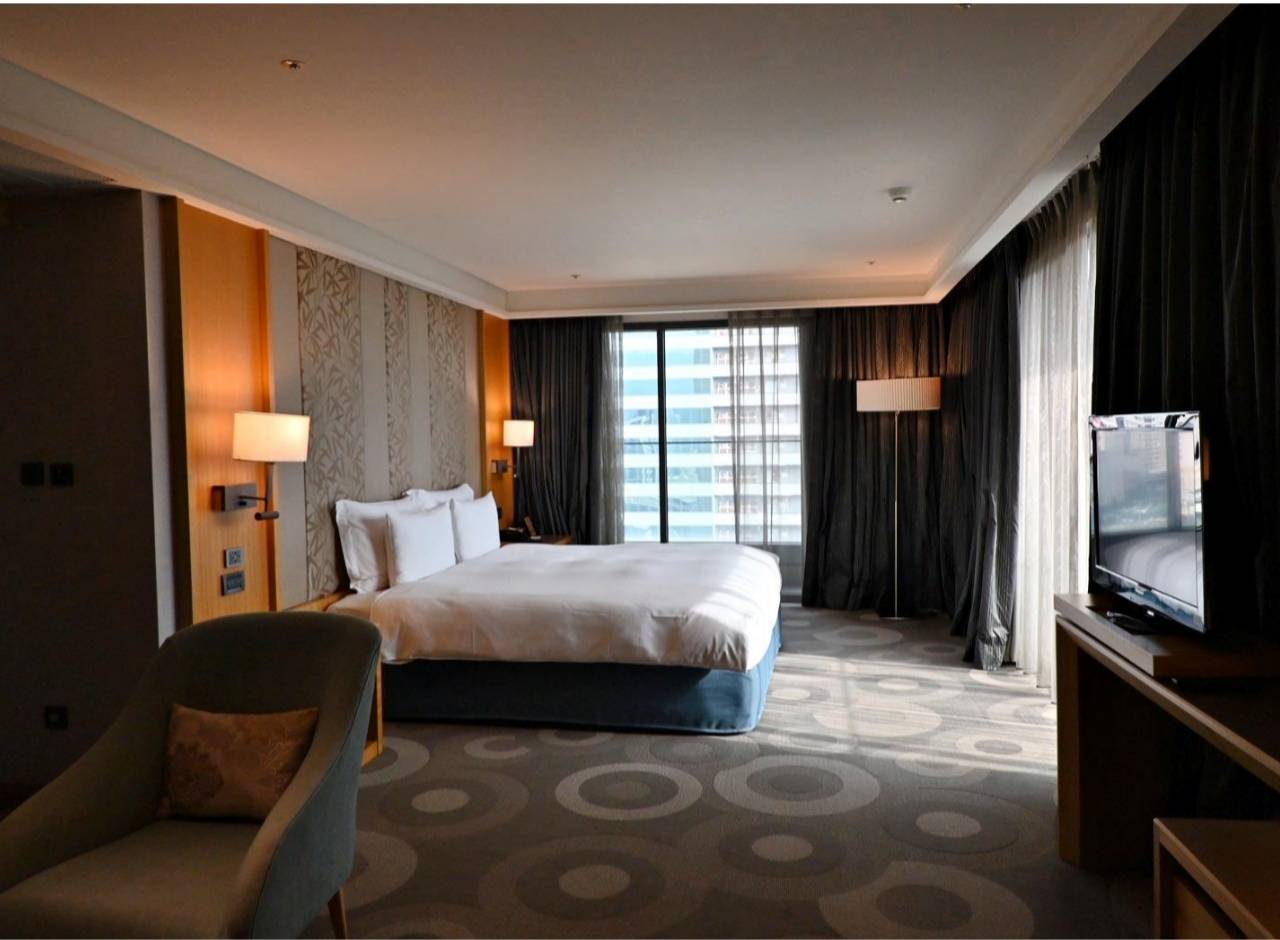 高雄鹽埕區住宿推薦|福容大飯店高雄開箱|一泊二食自助早餐與十三味羊肉爐,俯瞰高雄港灣美景! - 第25張圖 高雄鹽埕區住宿推薦|福容大飯店高雄開箱|一泊二食自助早餐與十三味羊肉爐,俯瞰高雄港灣美景!