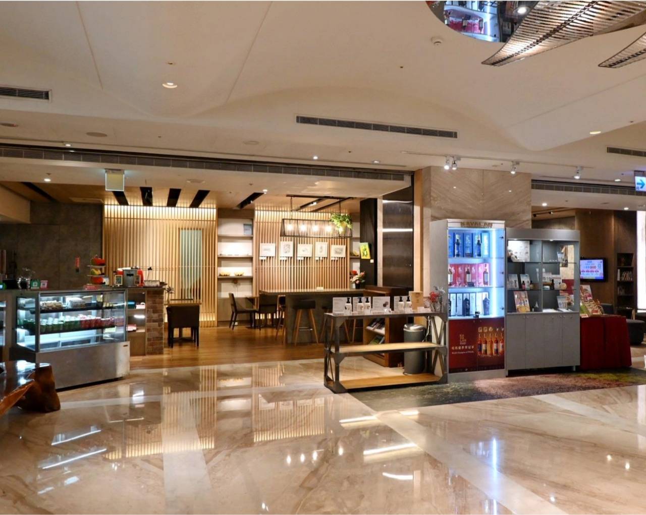 高雄鹽埕區住宿推薦|福容大飯店高雄開箱|一泊二食自助早餐與十三味羊肉爐,俯瞰高雄港灣美景! - 第22張圖 高雄鹽埕區住宿推薦|福容大飯店高雄開箱|一泊二食自助早餐與十三味羊肉爐,俯瞰高雄港灣美景!